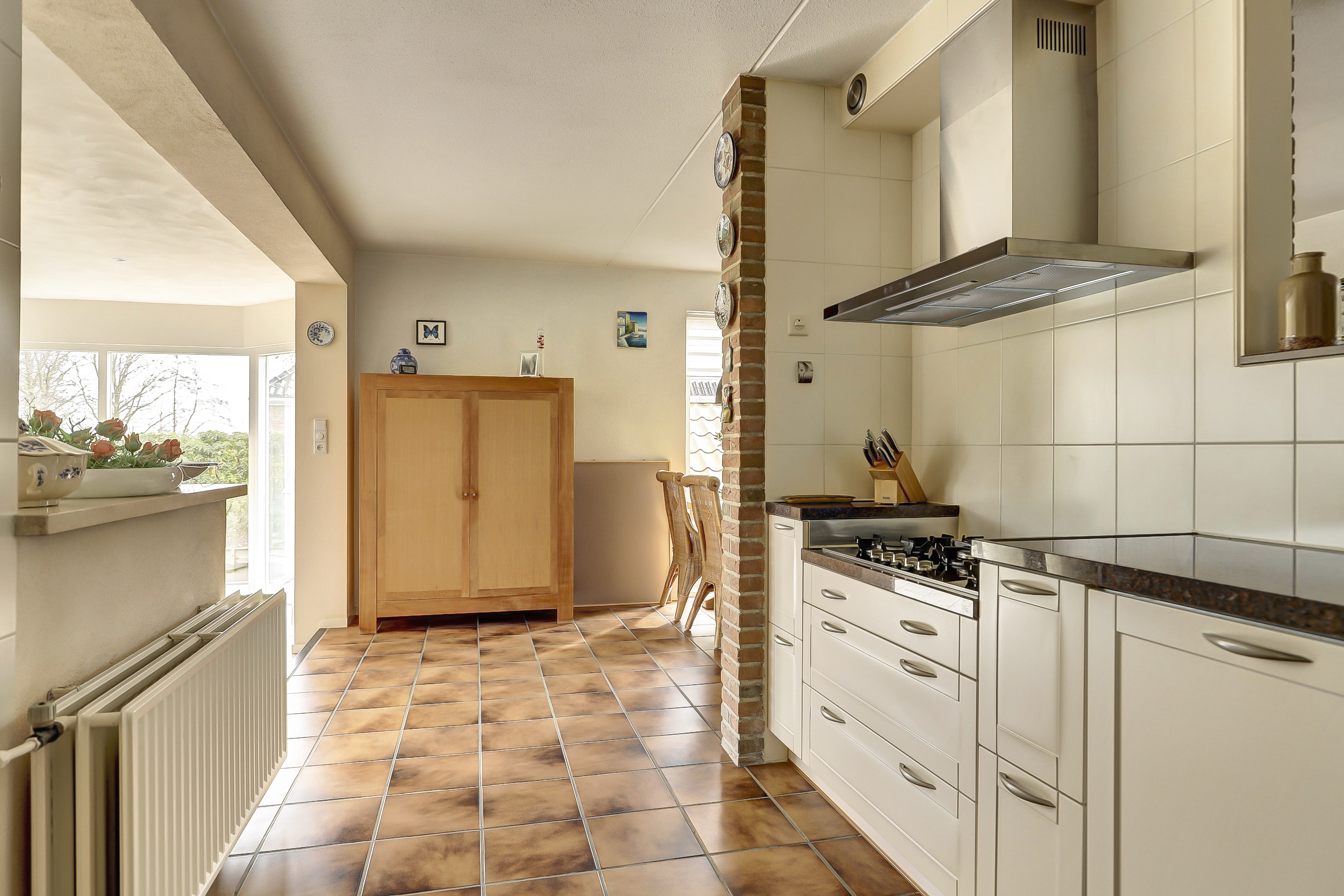 '$houseDetails->street_name'.' '.'$houseDetails->number'