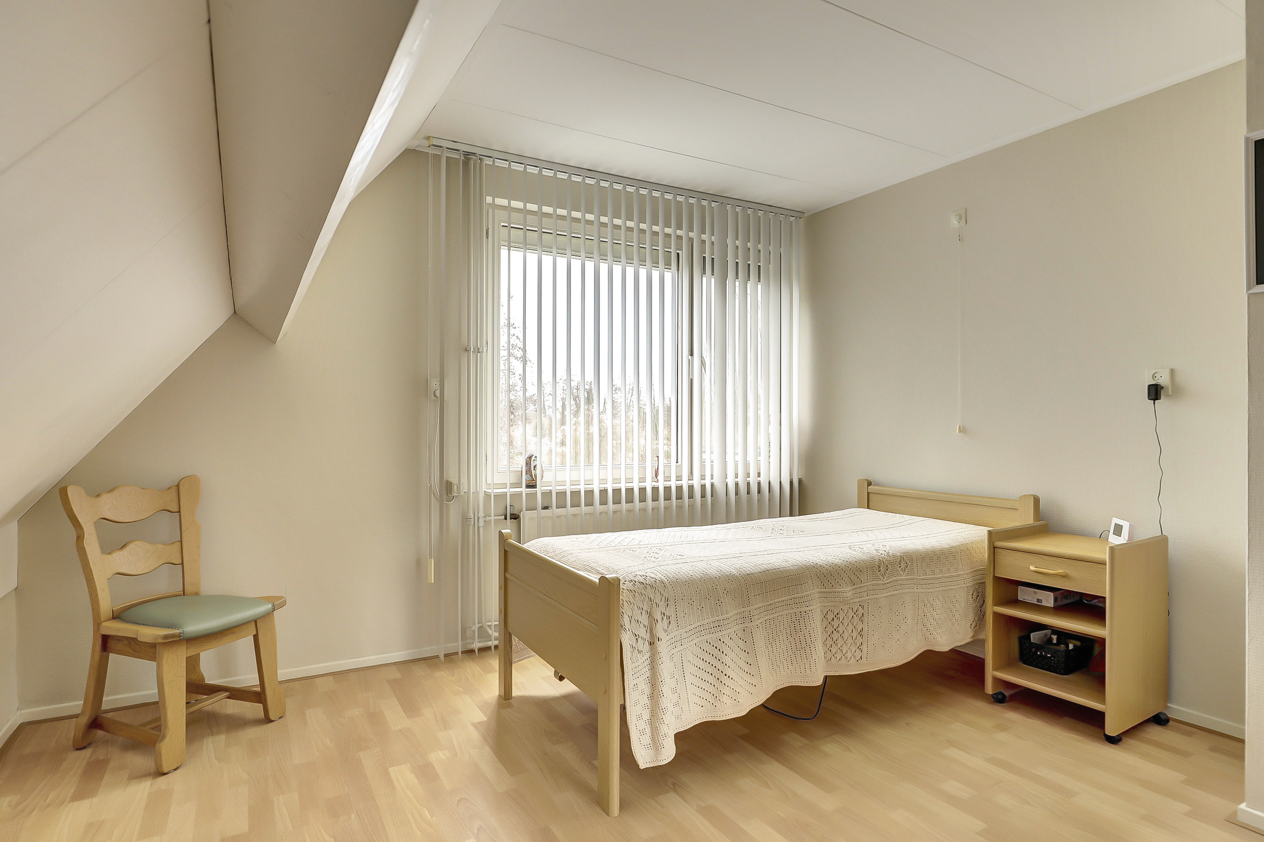 '$houseDetails->street_name'.' '.'$houseDetails->number'