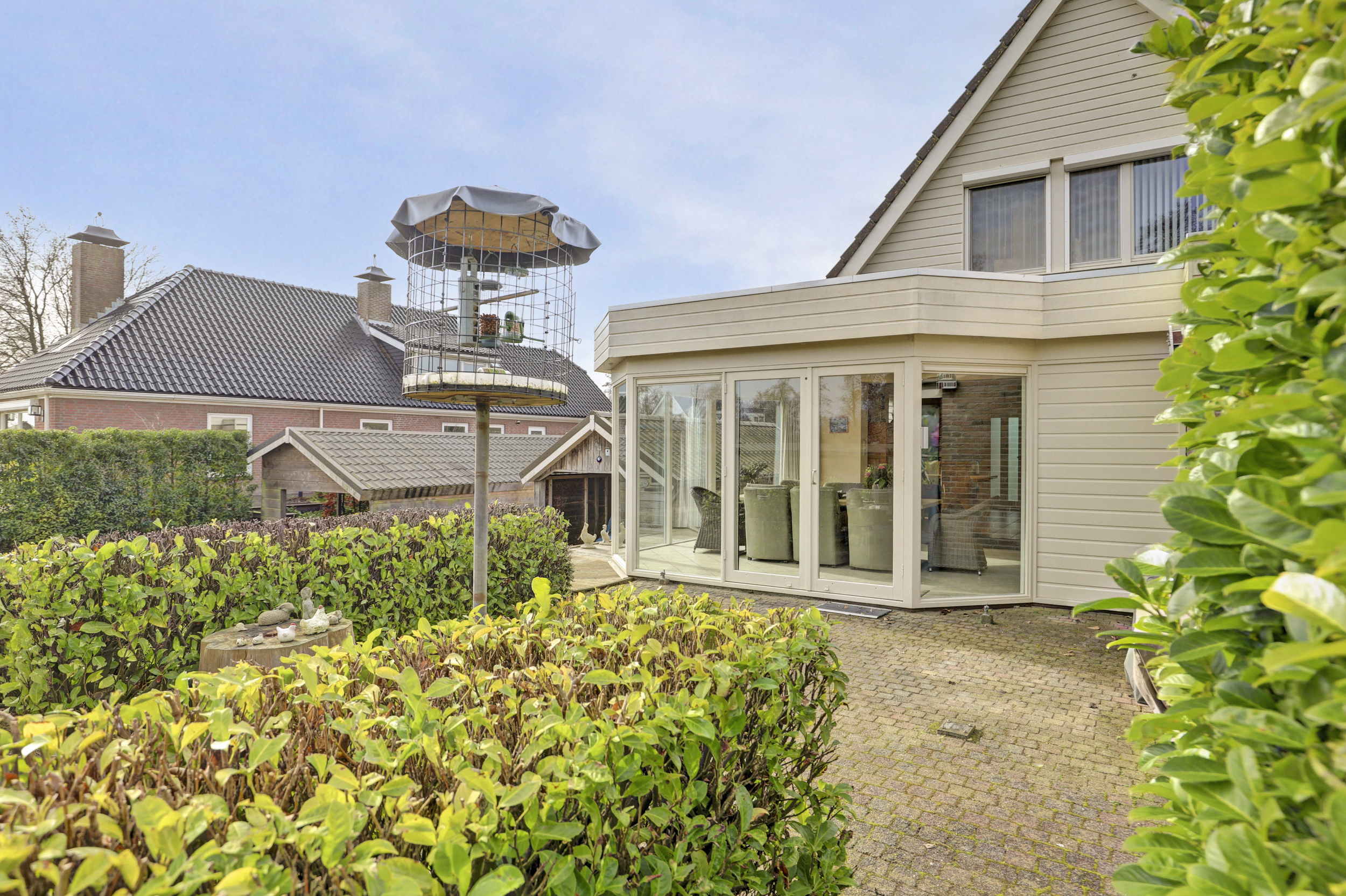 '$houseDetails->street_name'.' '.'$houseDetails->number'