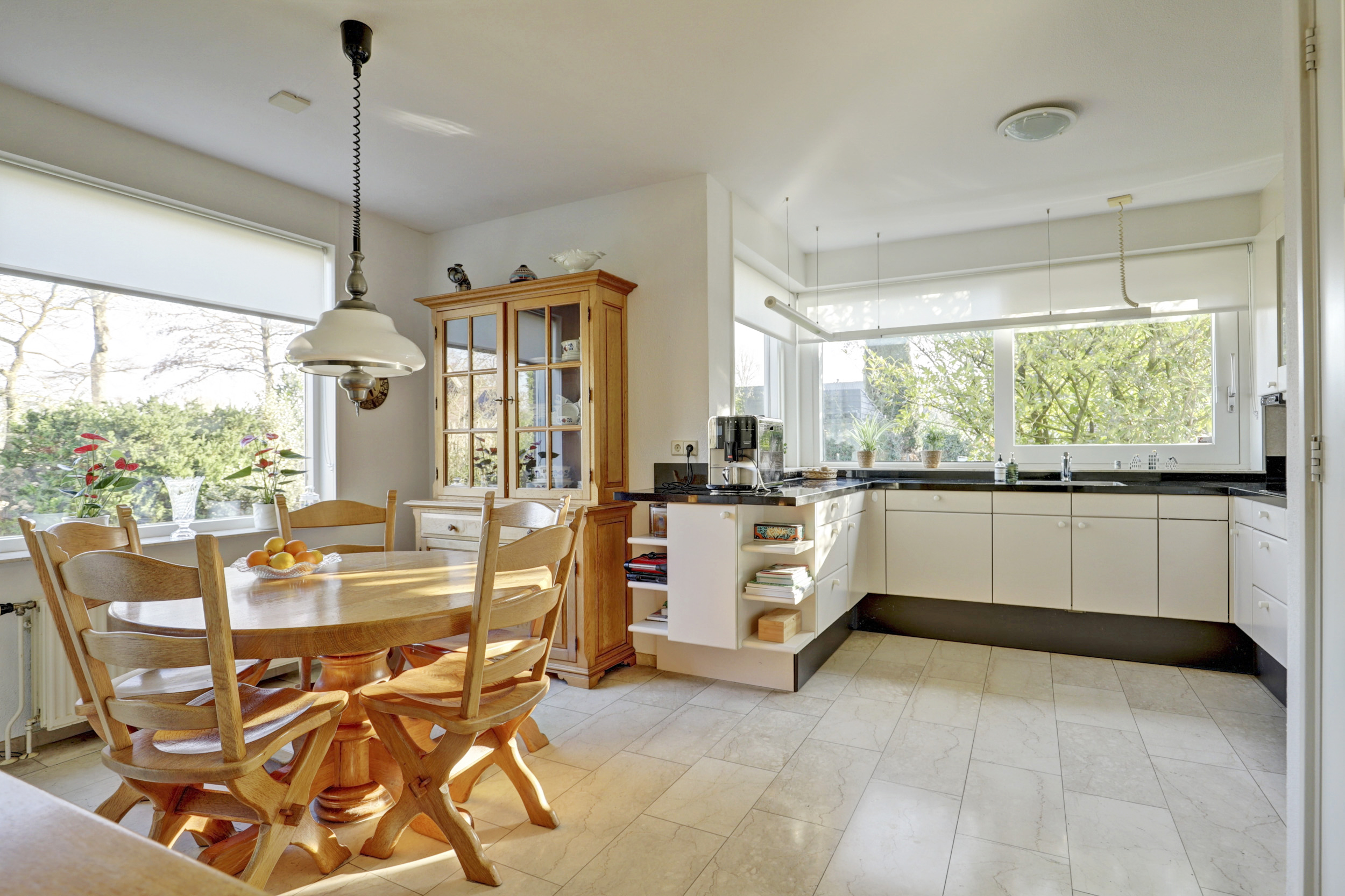 '$houseDetails->street_name'.' '.'$houseDetails->number'