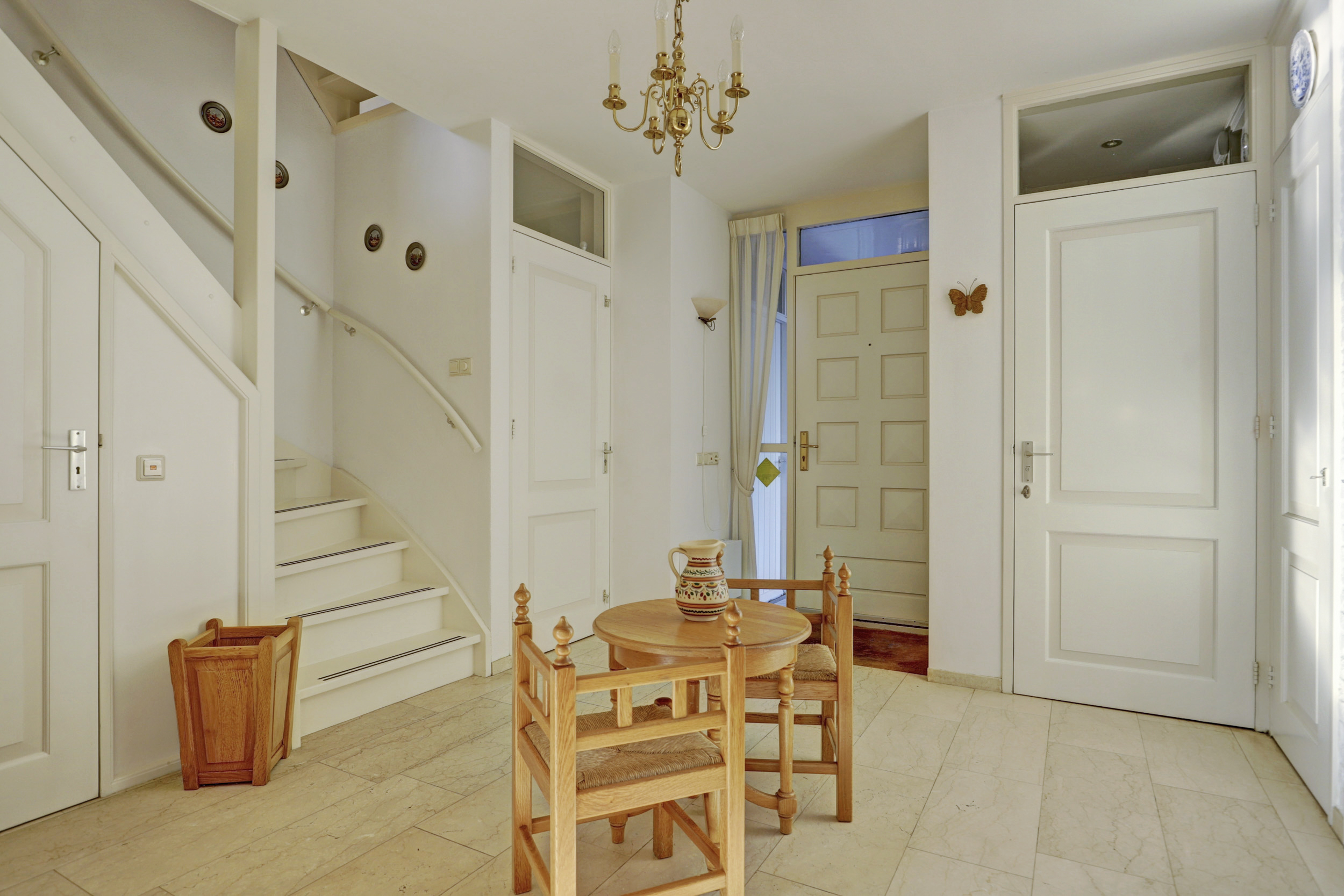 '$houseDetails->street_name'.' '.'$houseDetails->number'