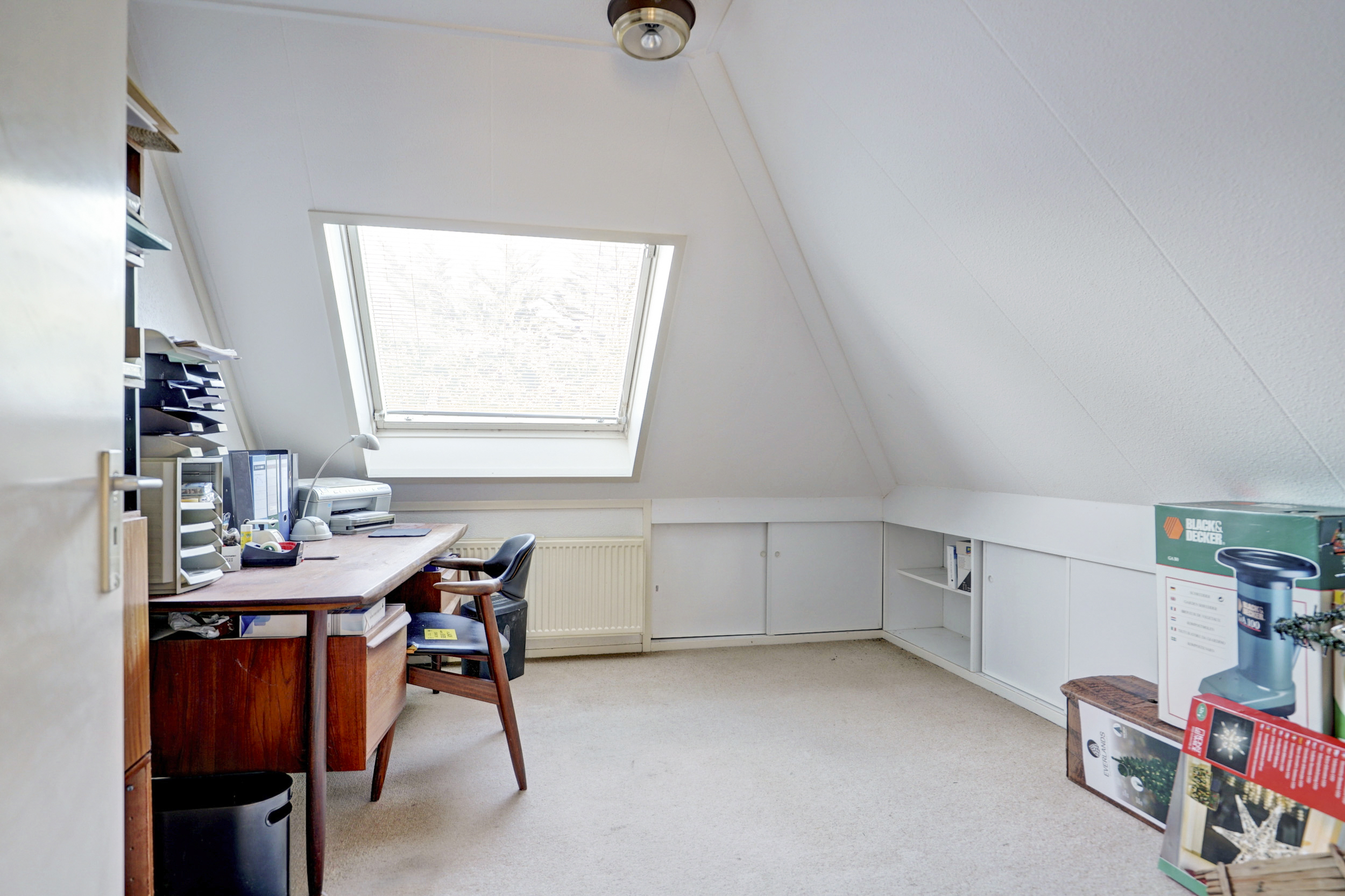 '$houseDetails->street_name'.' '.'$houseDetails->number'