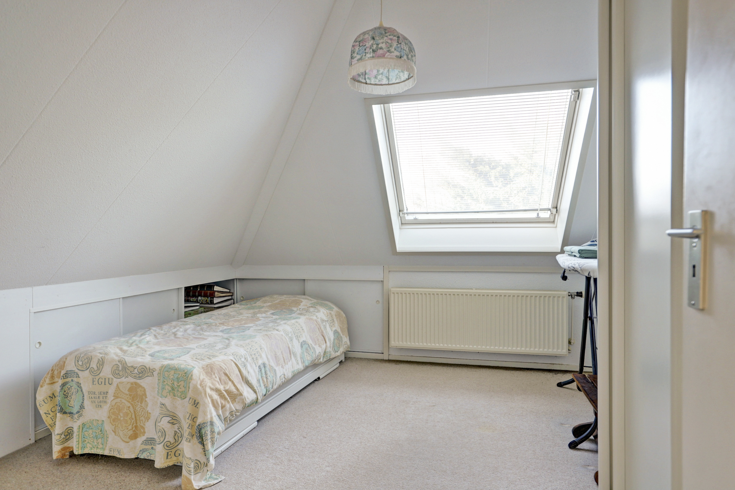 '$houseDetails->street_name'.' '.'$houseDetails->number'