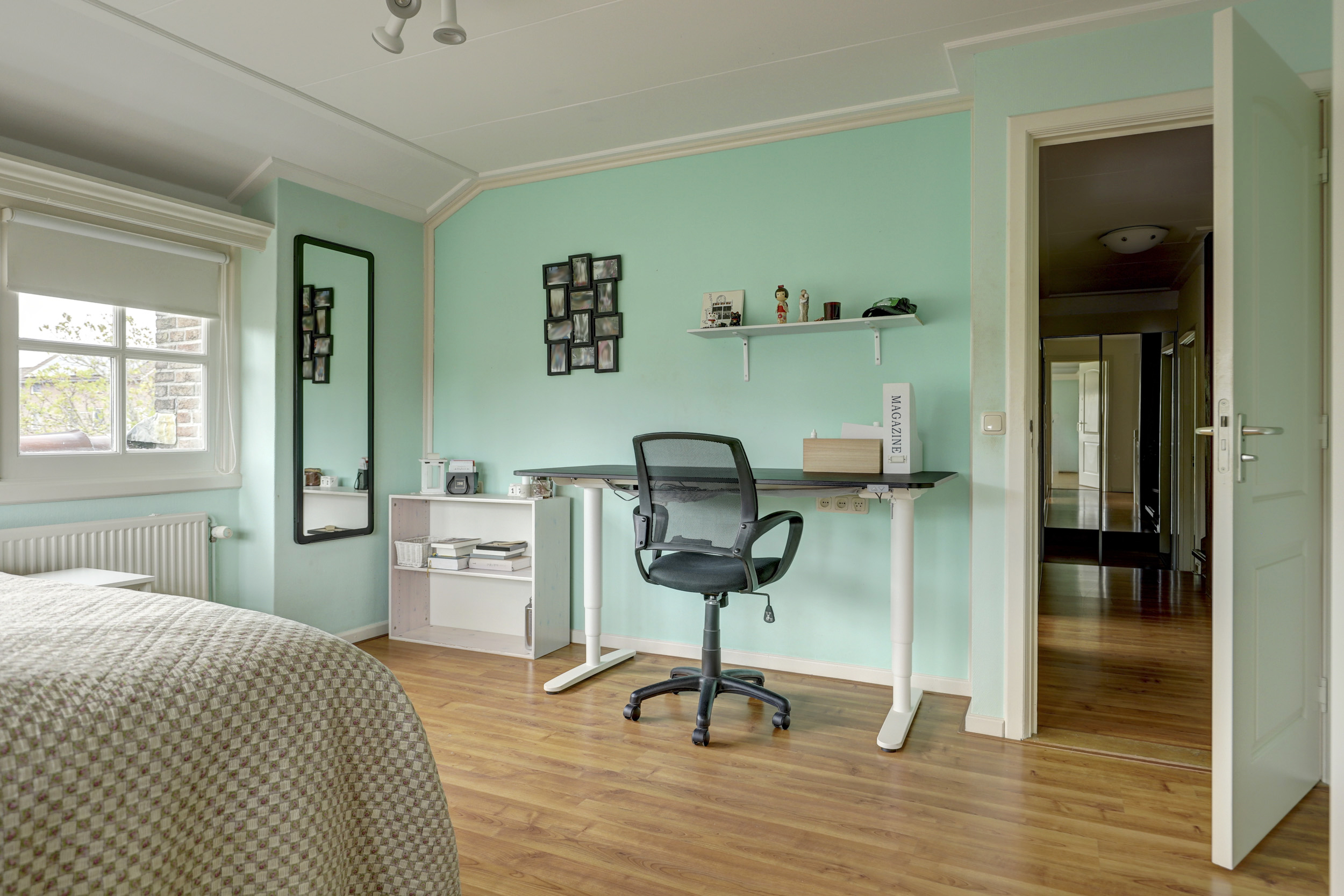 '$houseDetails->street_name'.' '.'$houseDetails->number'