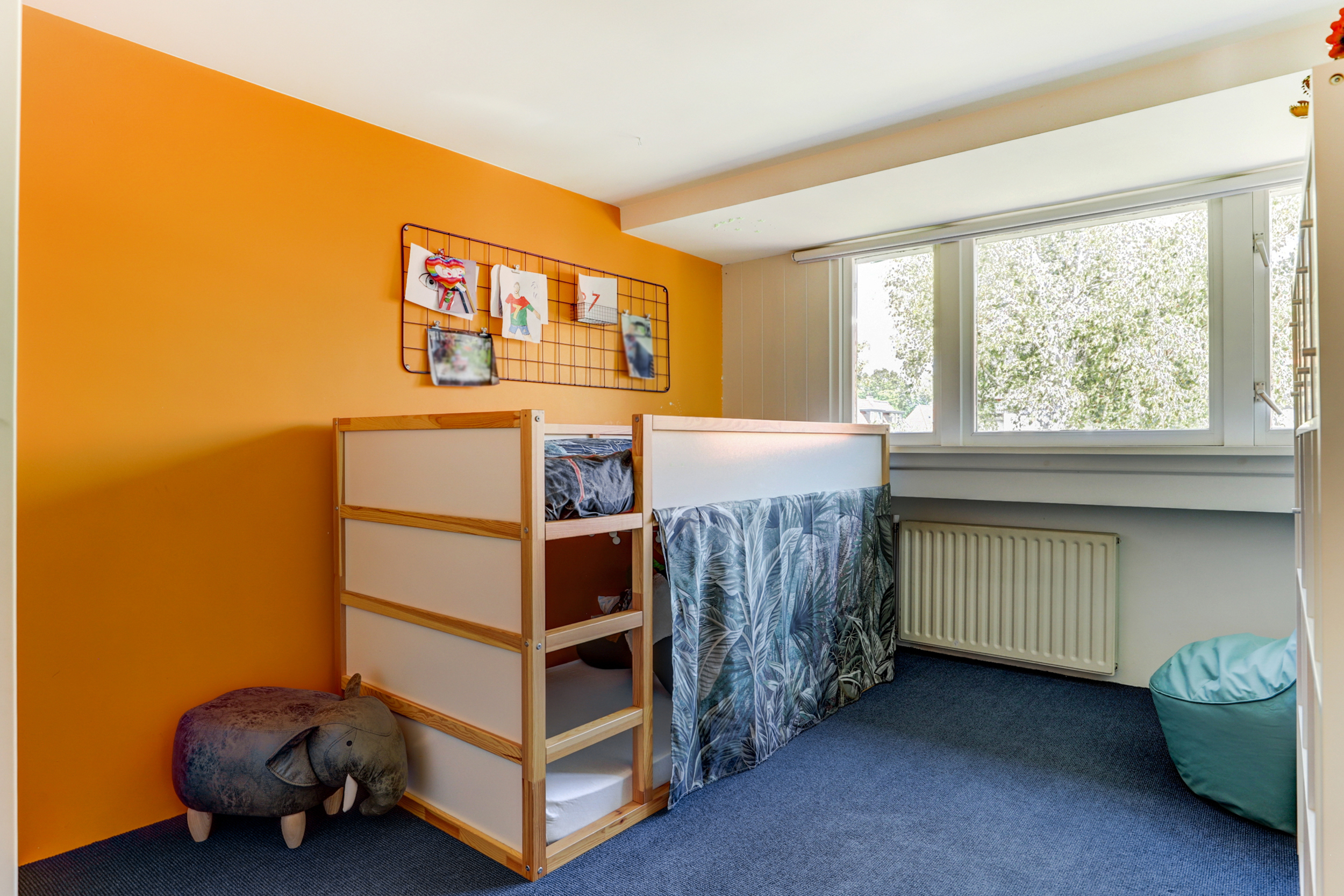 '$houseDetails->street_name'.' '.'$houseDetails->number'