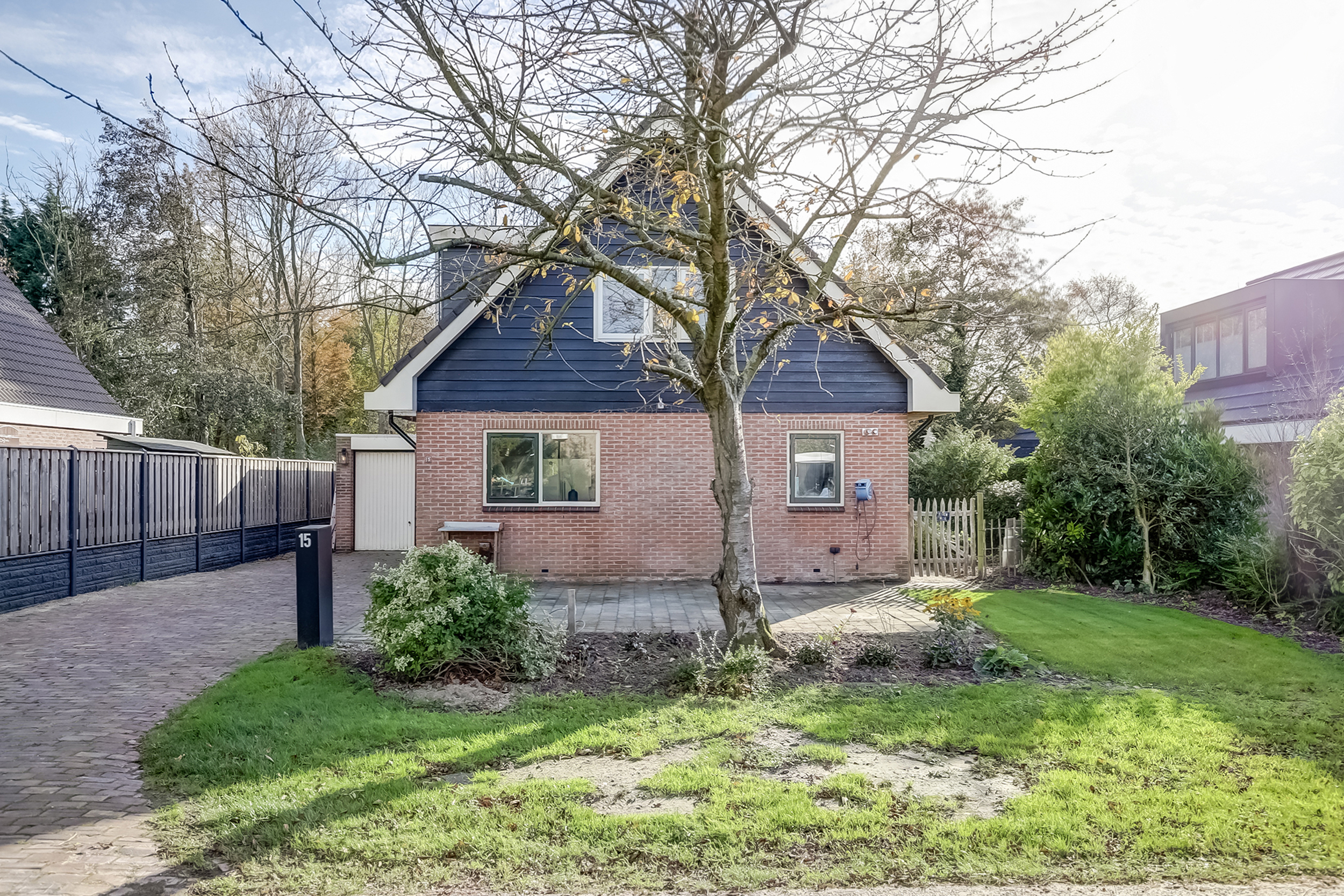 '$houseDetails->street_name'.' '.'$houseDetails->number'