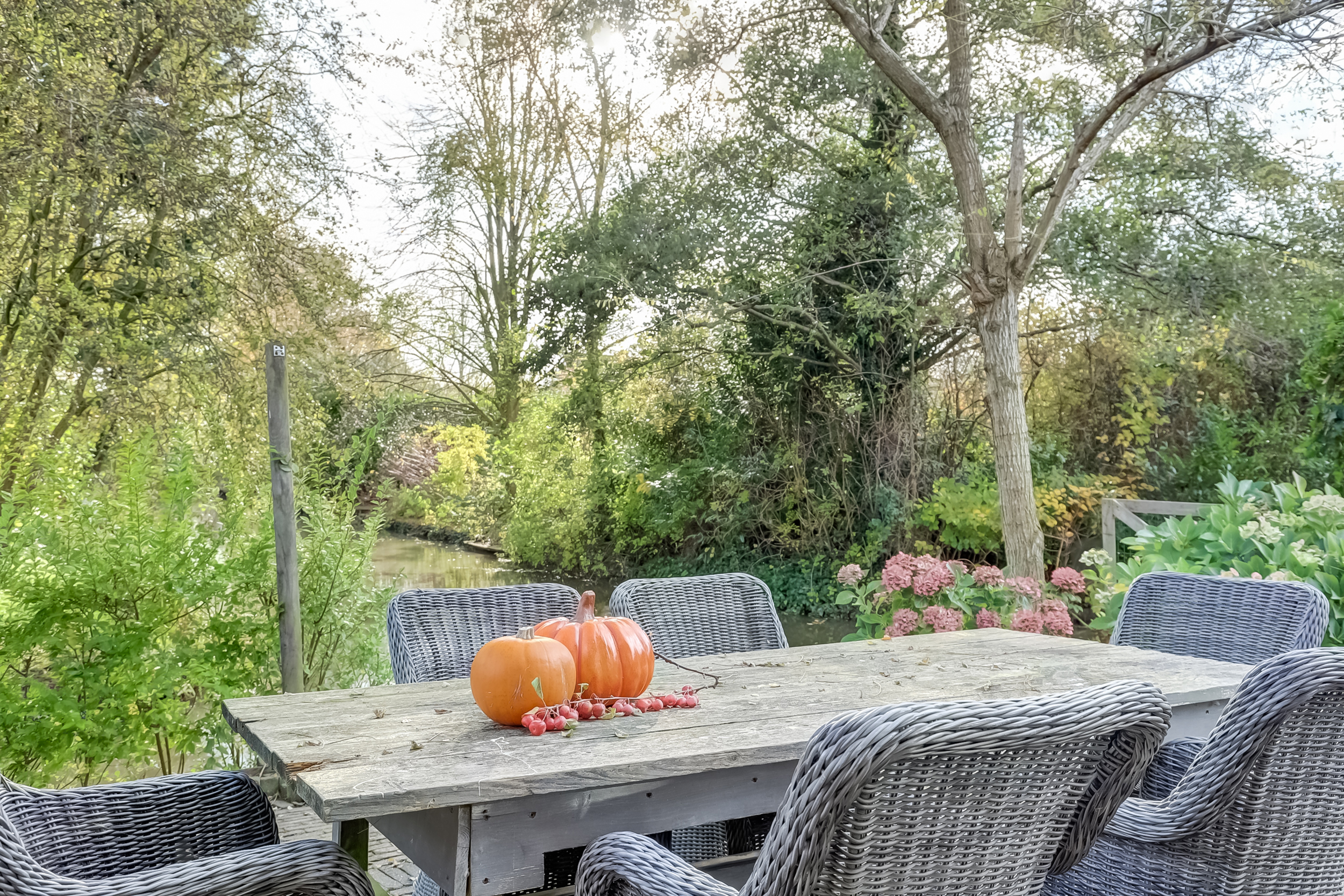 '$houseDetails->street_name'.' '.'$houseDetails->number'