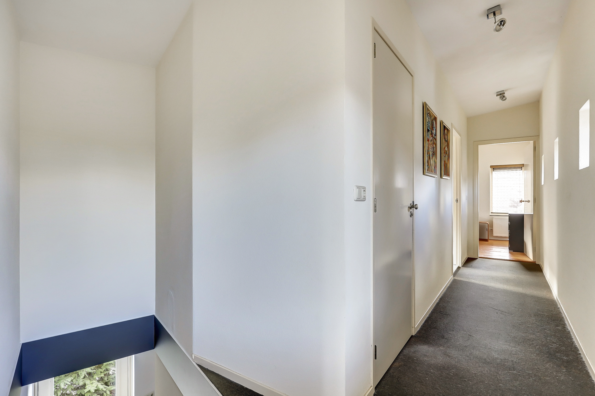 '$houseDetails->street_name'.' '.'$houseDetails->number'