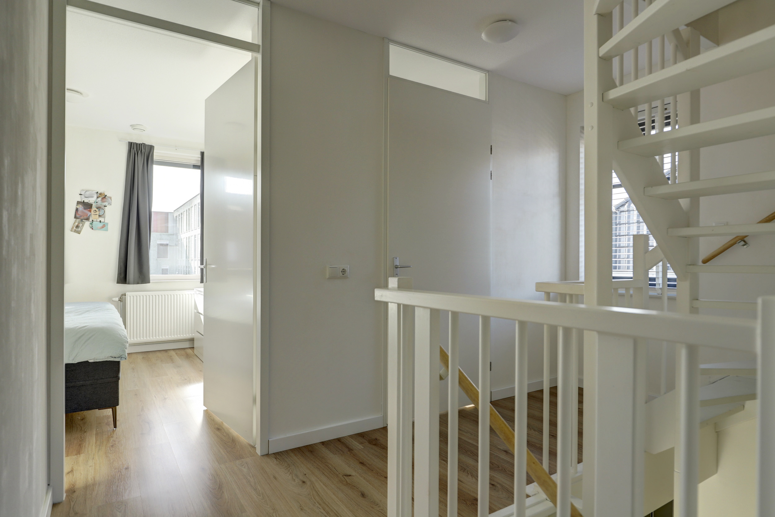 '$houseDetails->street_name'.' '.'$houseDetails->number'