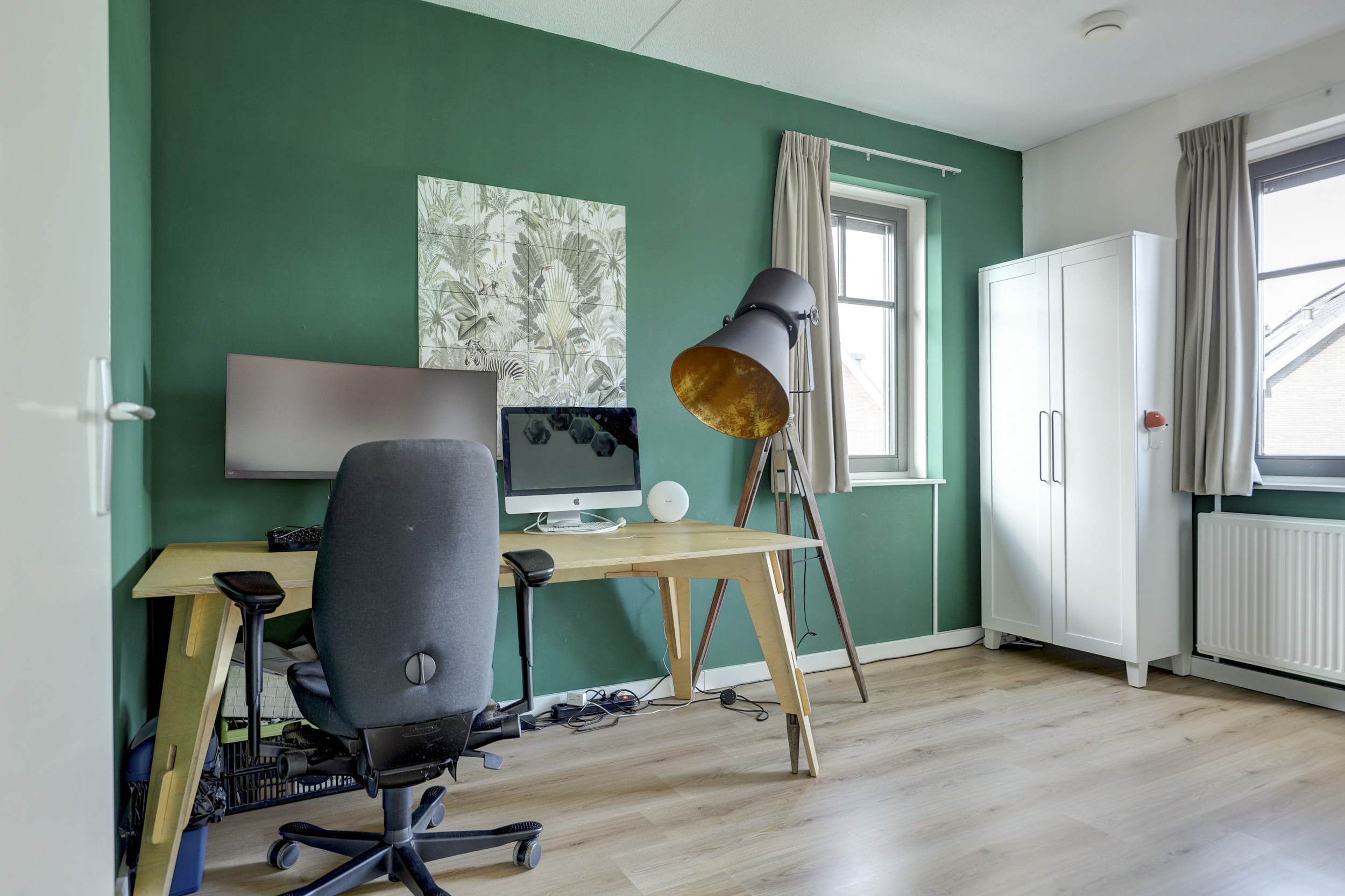 '$houseDetails->street_name'.' '.'$houseDetails->number'