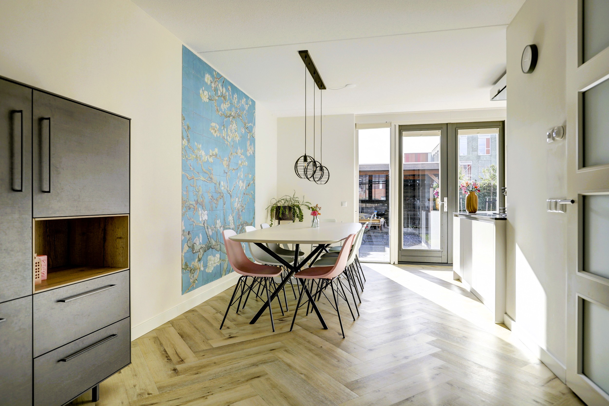 '$houseDetails->street_name'.' '.'$houseDetails->number'