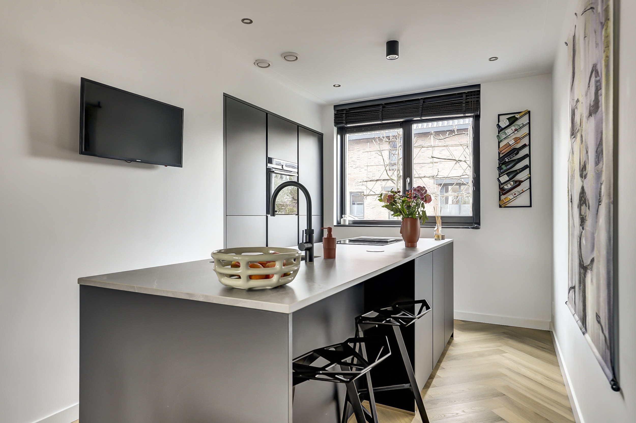 '$houseDetails->street_name'.' '.'$houseDetails->number'