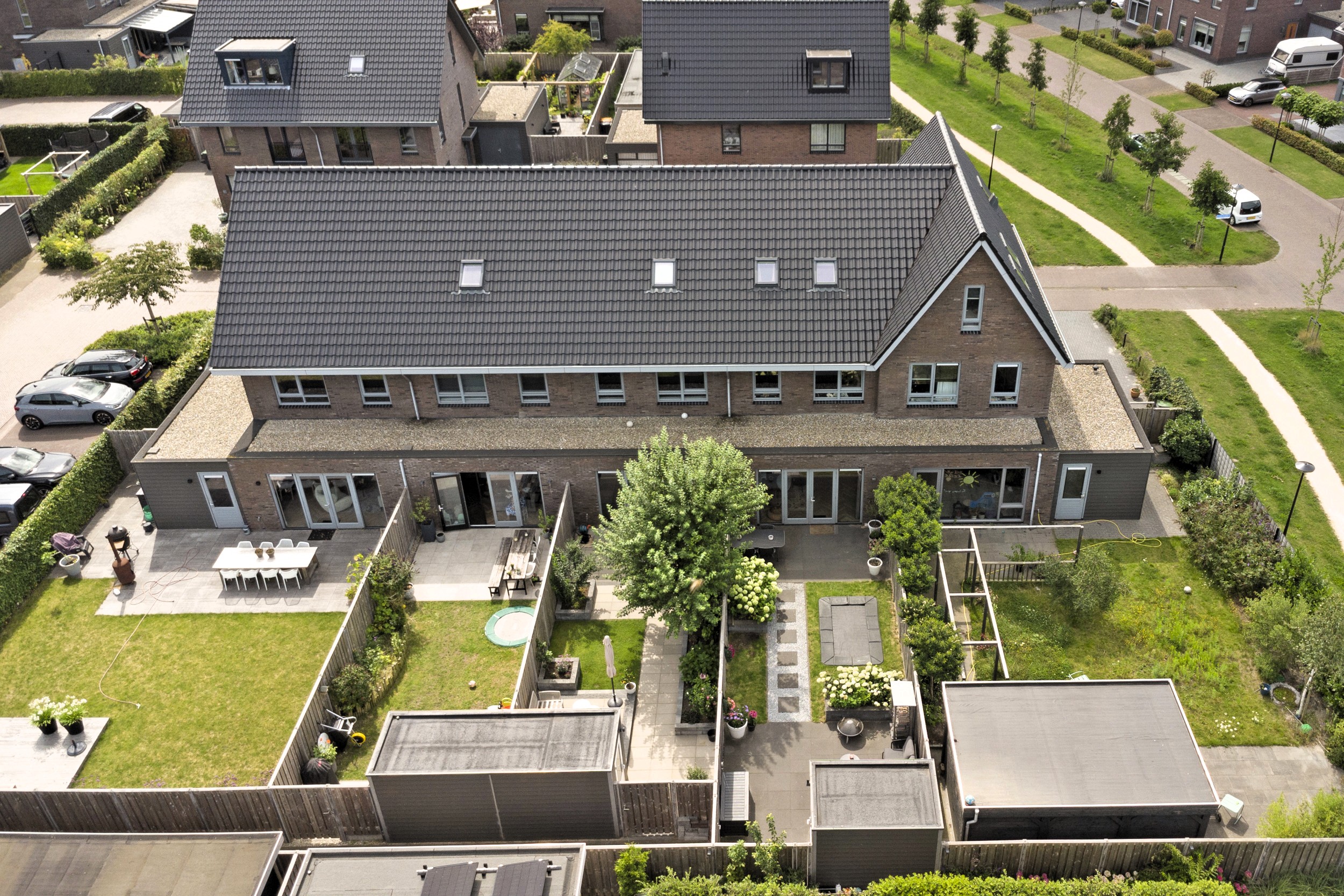 '$houseDetails->street_name'.' '.'$houseDetails->number'