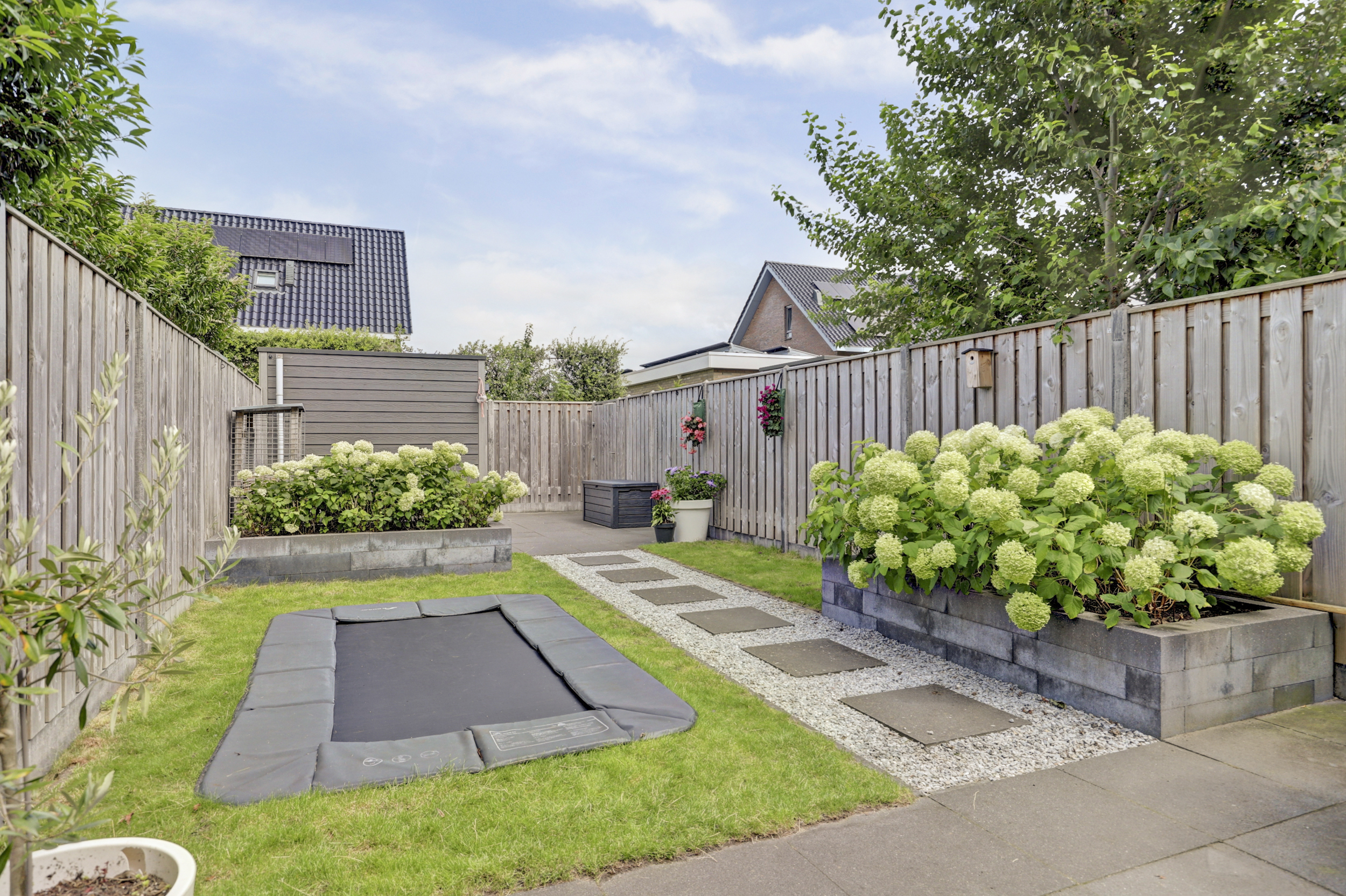 '$houseDetails->street_name'.' '.'$houseDetails->number'