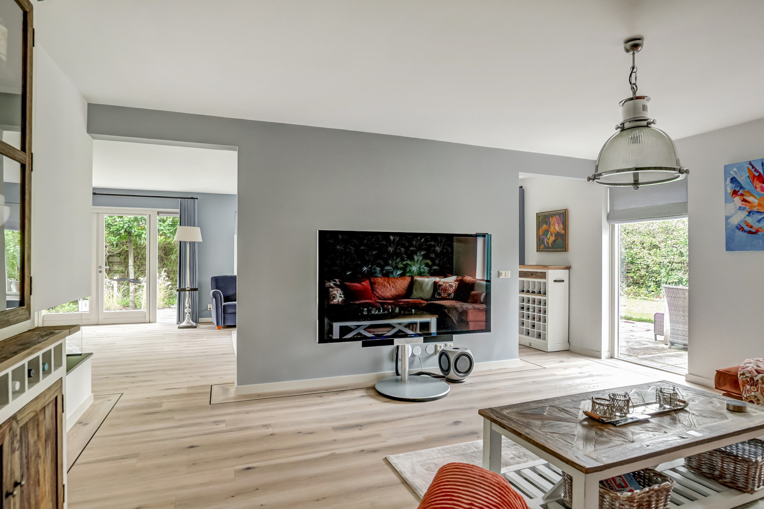 '$houseDetails->street_name'.' '.'$houseDetails->number'