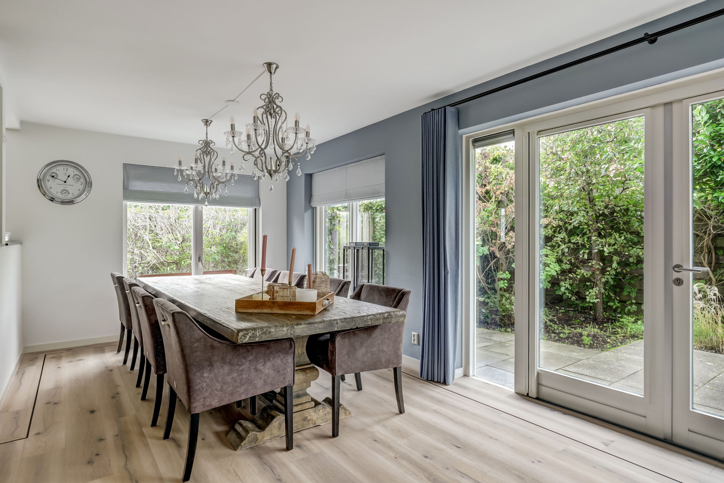 '$houseDetails->street_name'.' '.'$houseDetails->number'