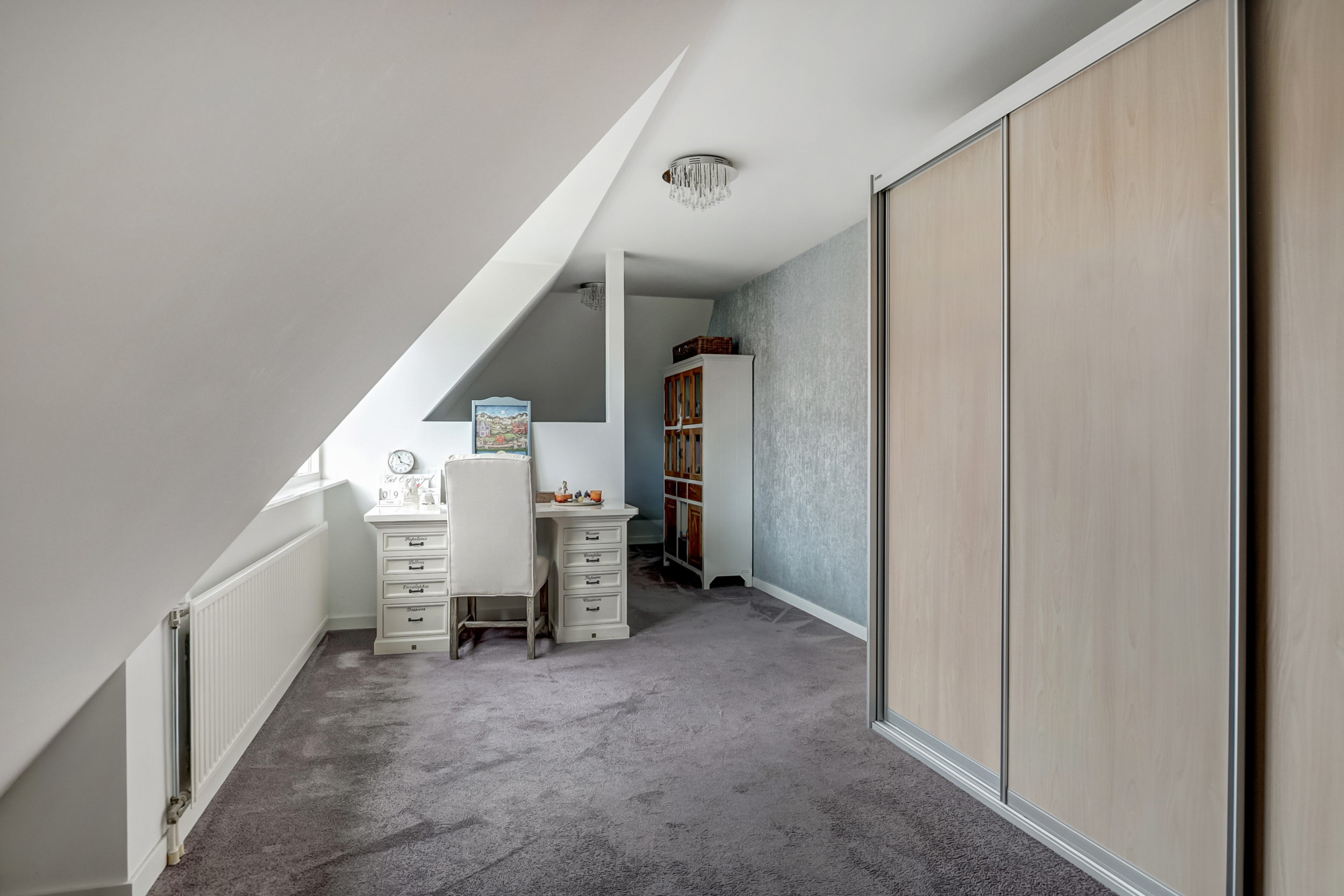 '$houseDetails->street_name'.' '.'$houseDetails->number'