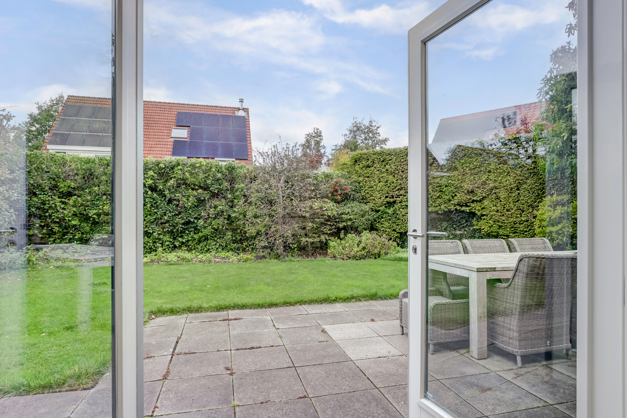 '$houseDetails->street_name'.' '.'$houseDetails->number'