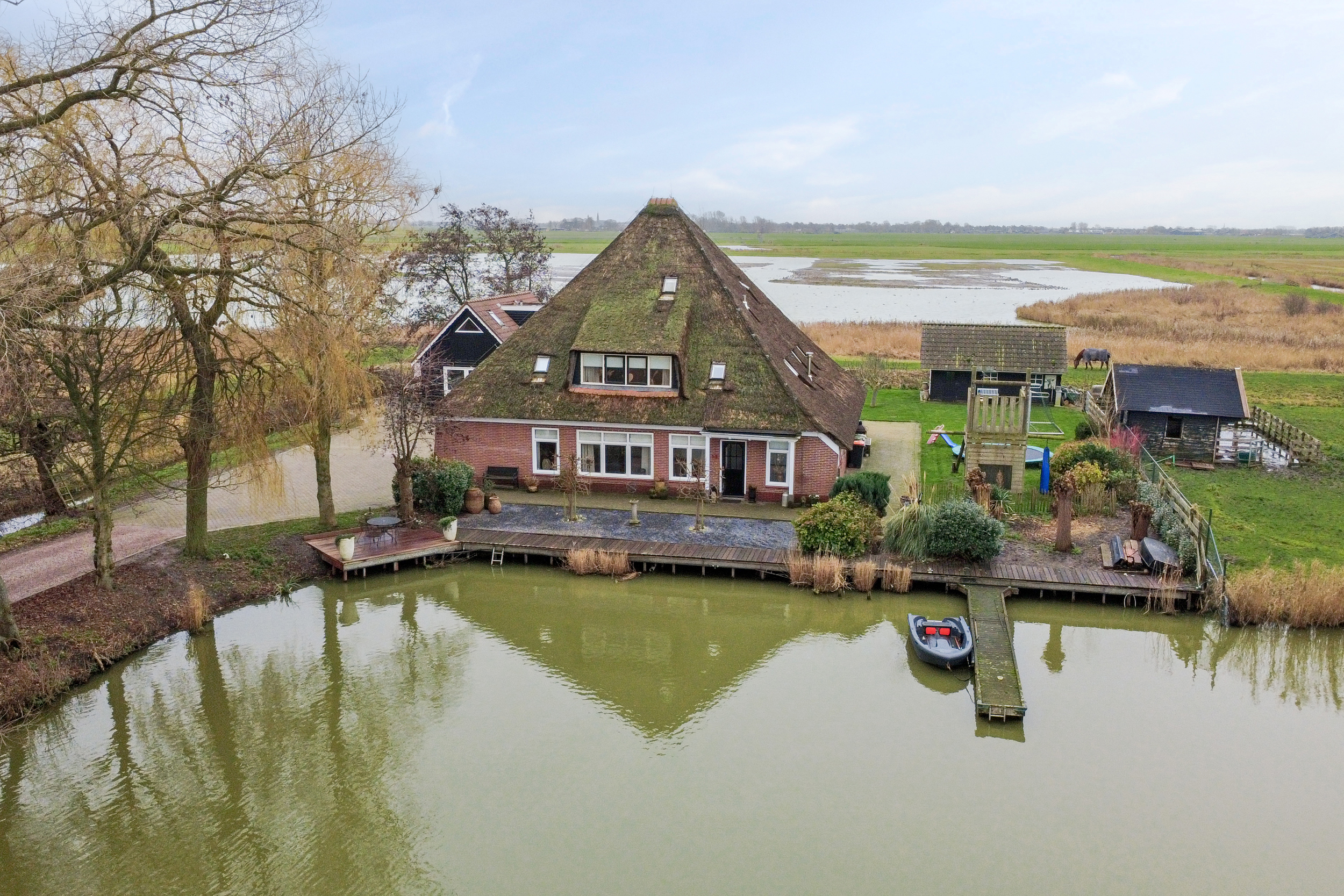 '$houseDetails->street_name'.' '.'$houseDetails->number'