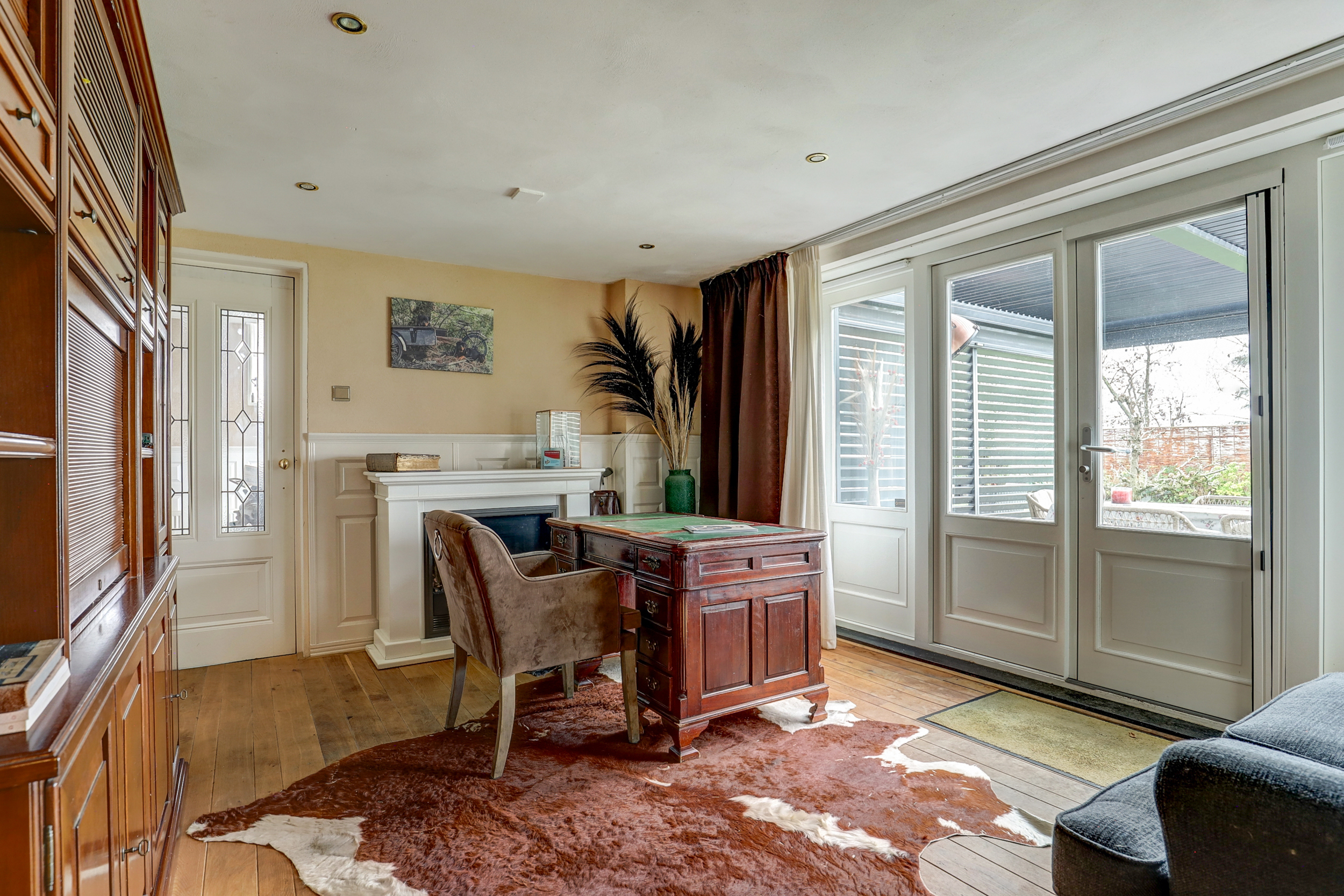 '$houseDetails->street_name'.' '.'$houseDetails->number'