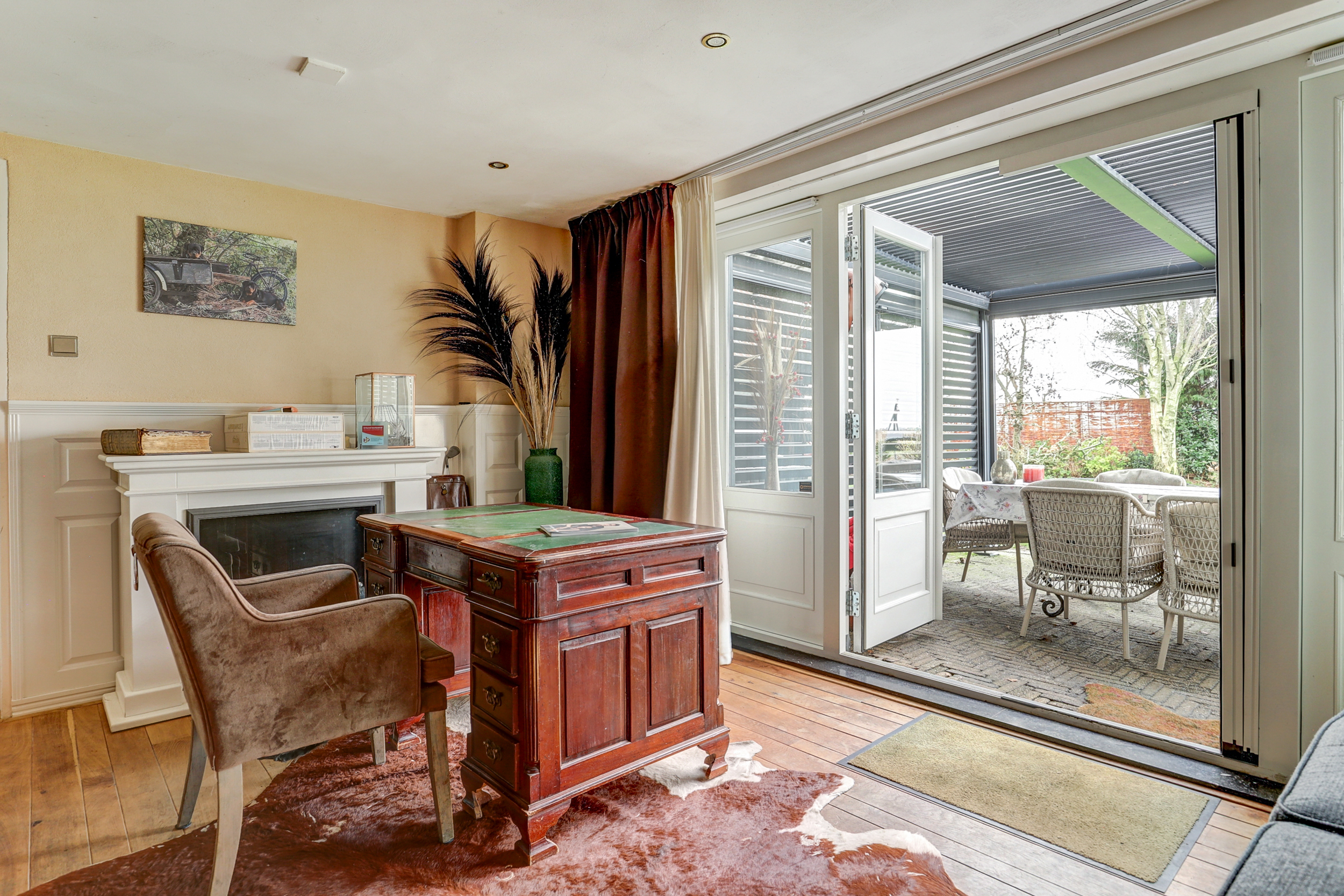 '$houseDetails->street_name'.' '.'$houseDetails->number'