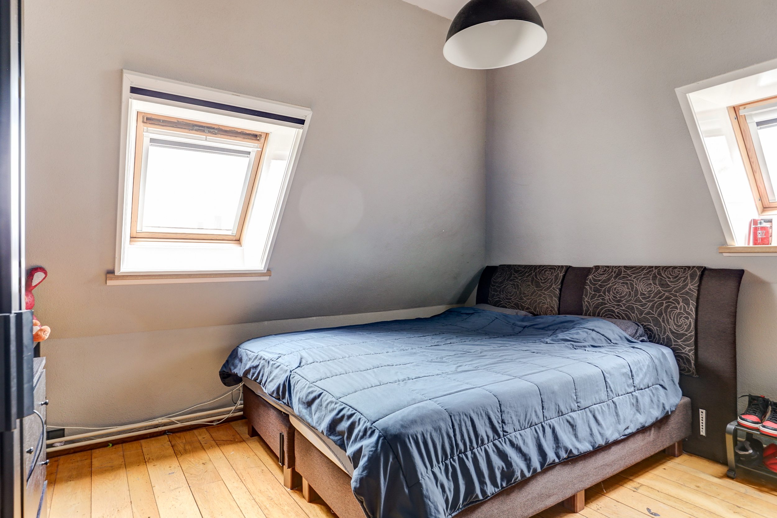 '$houseDetails->street_name'.' '.'$houseDetails->number'