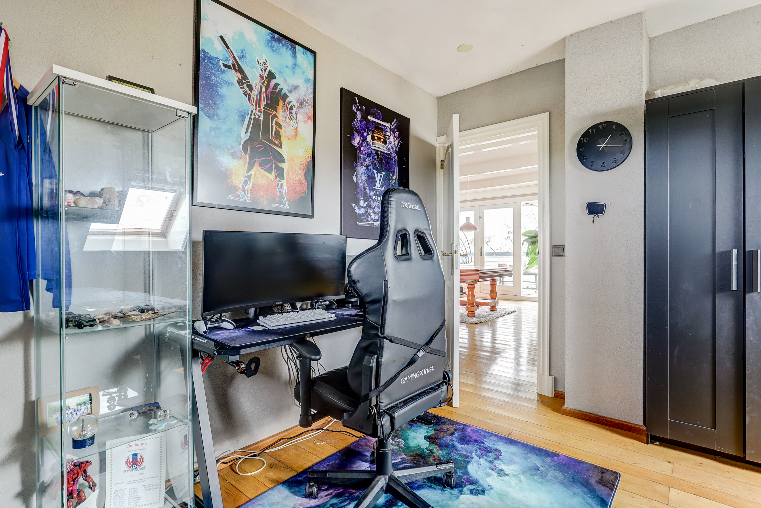 '$houseDetails->street_name'.' '.'$houseDetails->number'